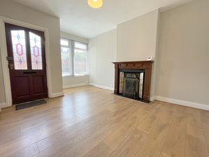 Colne Road- click for photo gallery